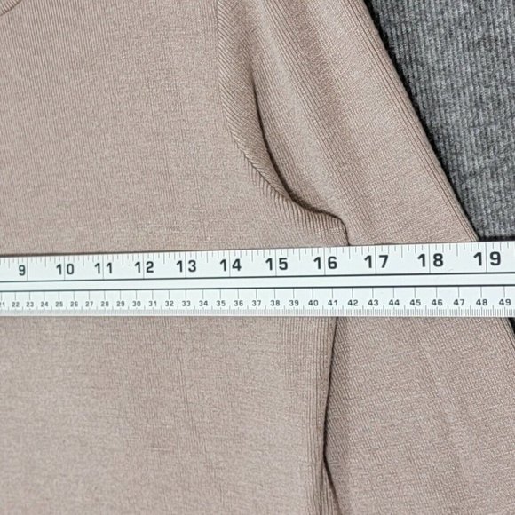 Philosophy Sweater Womens Small Taupe Brown Knit 3/4 Sleeve Scalloped Pullover - Picture 6 of 14